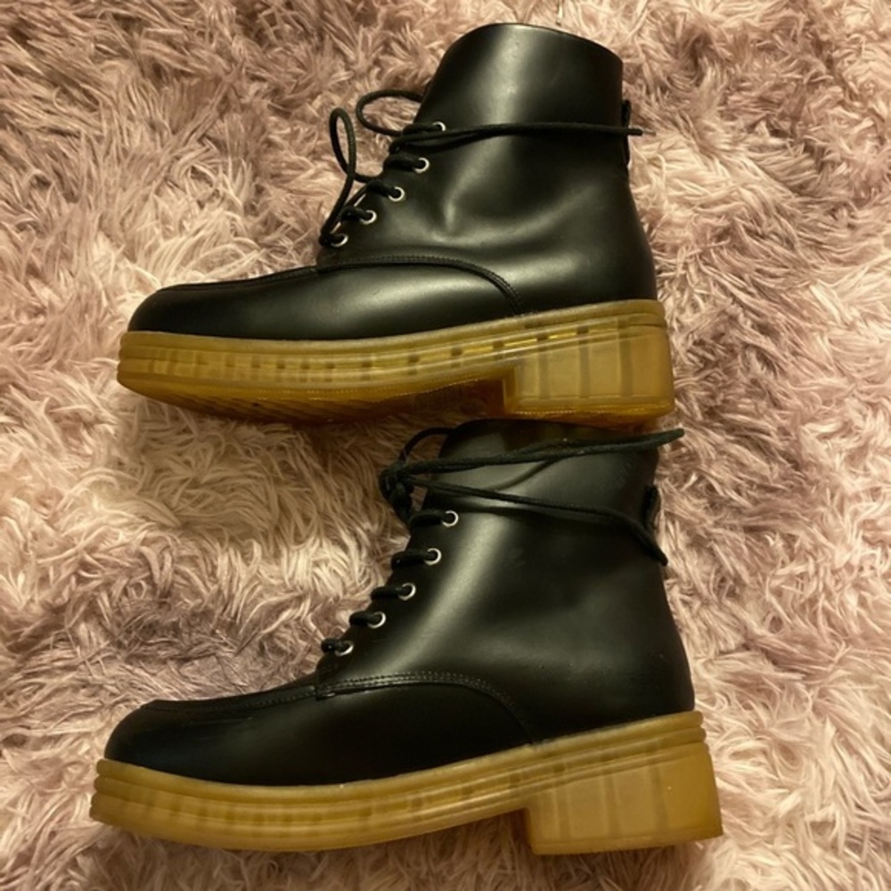 Navy F-Troupe Lug Sole Boots Size 7 Brand New